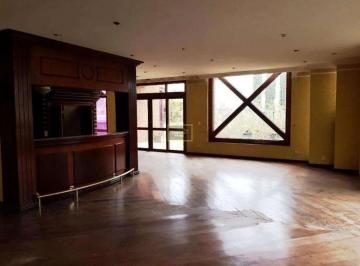 Casa · 527m² · 5 Quartos · 8 Vagas · Sobrado para venda no Alto de Pinheiro!