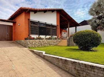 Casa 5 quartos no centro de Guarapari - ES · Casa 5 quartos no centro de Guarapari 