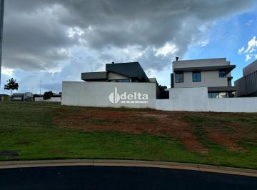 Terreno · 476m² · Terreno no condomínio Alphaville II disponível para venda em Uberlândia-MG