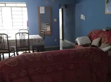 Casa · 297m² · 5 Quartos · 2 Vagas · Sobrado com 297m², localizado no bairro Ipiranga- São Paulo- SP.