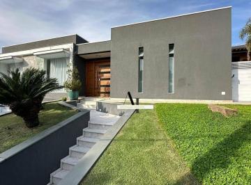 bee7a929edec66a09df2e6841c580e5fbaa5a191 · Casa com 4 dormitórios à venda, 460 m² por R$ 4.495.000,00 - Condomínio Arujazinho I, II e III - Aru