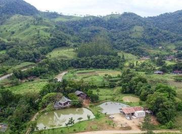 Rural · 39100m² · 3 Quartos · Chácara com Córrego, Lagoas e Casa em Garibaldi – 39.100 m² em Jaraguá do Sul