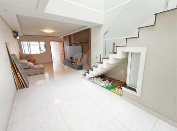 Casa · 162m² · 3 Quartos · 2 Vagas · Sobrado com 3 quartos à venda em Jardim Sabará - SP