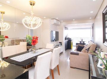 Área de Serviço · Apartamento à venda - no Vila Água Funda