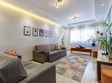 Casa · 211m² · 3 Quartos · 3 Vagas · Lindo sobrado para venda ou permuta na Vila Assunção, 211 m² de área construída, terreno de 130 m².