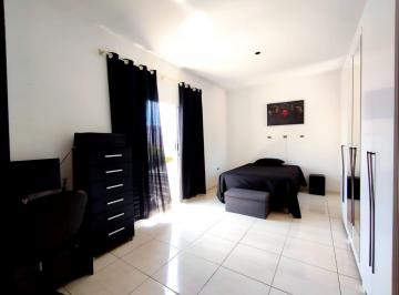 Casa · 170m² · 3 Quartos · 2 Vagas · Sobrado em Jardim Alegria, Sorocaba/SP de 170m² 3 quartos à venda por R$ 360.000,00