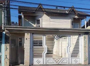Casa · 156m² · 3 Quartos · 4 Vagas · Sobrado em Vila Renata, Guarulhos/SP de 156m² 3 quartos à venda por R$ 700.000,00