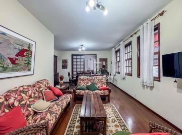 Casa · 123m² · 3 Quartos · 2 Vagas · Casa em Alto, Teresópolis/RJ de 123m² 3 quartos à venda por R$ 680.000,00