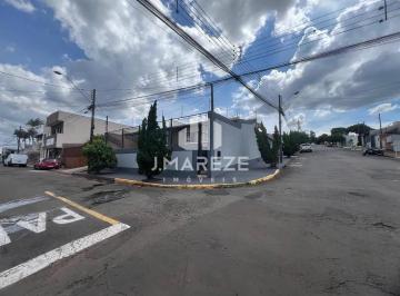 Casa · 240m² · 3 Quartos · 2 Vagas · Casa em Jardim das Flores I, Apucarana/PR de 240m² 3 quartos à venda por R$ 680.000,00