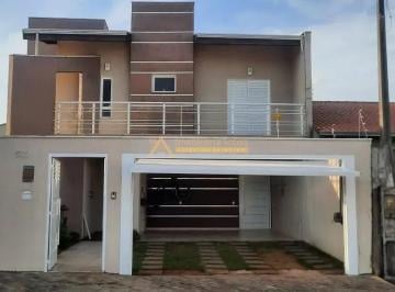 Casa · 243m² · 3 Quartos · 4 Vagas · Casa em Jardim Copacabana, Jundiaí/SP de 243m² 3 quartos à venda por R$ 1.020.000,00