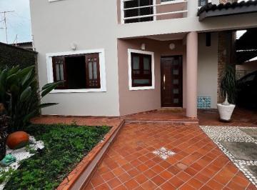 0ef2d02195de65bfcdce31f320452a2dbca85979 · Lindo Sobrado a venda com 3 dormitórios à venda, 251 m² com quintal e churrasqueira por R$ 1.440.000