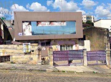 Comercial · 181m² · 3 Quartos · 2 Vagas · Casa comercial com 6 Cômodos 2 vagas| Centro Atibaia