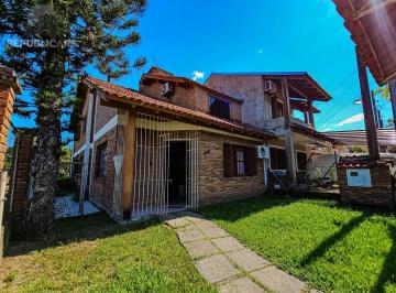 Casa · 162m² · 5 Quartos · 3 Vagas · Casa Espetacular na Hípica