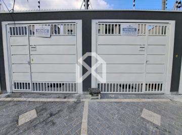 whatsapp-image-2025-04-29-at-22-20-551746029454949.jpeg · Sobrado à venda com 85m, 3 dormitórios, 1 suíte, 2 vagas de garagem, quintal, Itaquera, São Paulo, S