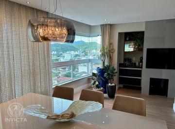 Apartamento · 121m² · 3 Quartos · 2 Vagas · Apartamento no Edifício Haleiwa em Balneário Camboriu