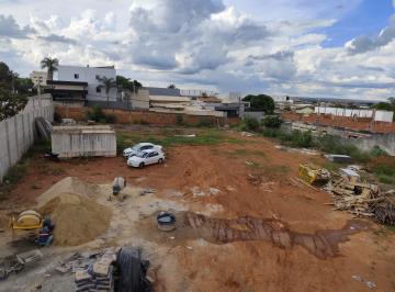 Terreno , Vicente Pires · TERRENO EXCELENTE COM 2.400 M²  COMERCIAL OU RESIDENCIAL ,PLANO,  VICENTE PIRES