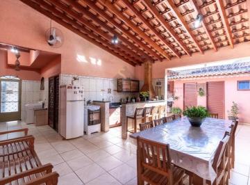 Casa · 195m² · 3 Quartos · 2 Vagas · Casas Residenciais Padrão em Ribeirão Preto