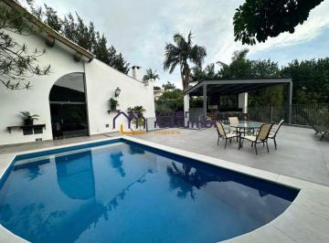 Casa · 370m² · 4 Quartos · 4 Vagas · Casa no Morumbi. 4 dormitórios. piscina. Área Gourmet