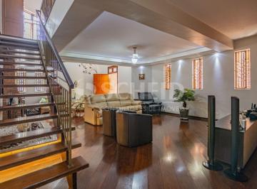 Casa · 250m² · 3 Quartos · 3 Vagas · Casa a venda com 3 quartos,