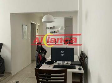 Apartamento · 64m² · 2 Quartos · 1 Vaga · apartamento no Parque Novo Mundo, todo reformado com piso em porcelanato.