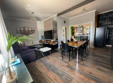 11209544de28b8bfc18aa197dea56c5038b0fd01 · Casa com 3 suítes à venda, 147 m² por R$ 1.166.000 - Pitas - Cotia/SP