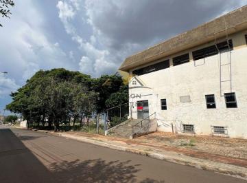 Comercial · 4136m² · Barracão Comercial Imponente próximo à Av. Quintino Bocaiúva Londrina-PR!