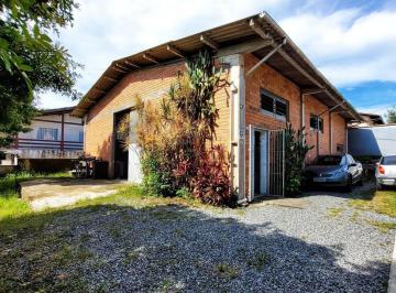 Comercial · 202m² · 10 Vagas · Galpão averbado à venda no Floresta – Joinville/SC