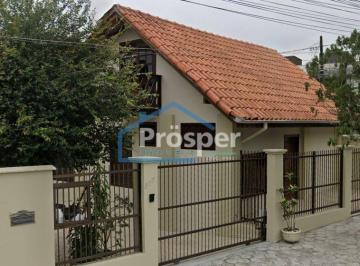 Casa · 265m² · 3 Quartos · 6 Vagas · Sobrado com 3 suítes no Saguaçu, Joinville/SC