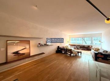 Apartamento · 230m² · 2 Quartos · 2 Vagas · Elegante apartamento à venda no Jardim América e reformado pelo renomado escritório (Isay Weinfed)