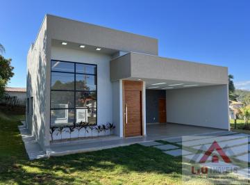 20230301144111953.JPG · Ótima casa em terreno totalmente plano á venda no Condomínio Vale do Luar