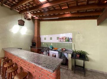 Casa de 3 quartos, Jacareí · Casa com 3 Quartos e 2 banheiro à Venda, 139m²Jacareí, São Paulo