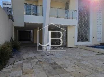 Foto 01 · Imperdível: Casa de 5 quartos no Papicu, Fortaleza-CE, com 340m² de área e 8 vagas de garagem!