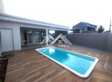 Casa · 125m² · 3 Quartos · 4 Vagas · Casa com piscina em Peruíbe