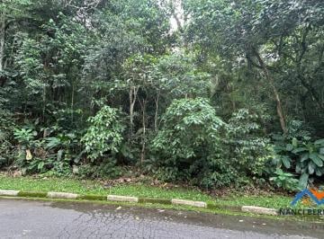 Terreno · 1830m² · Lindo lote com vista para o lago, confira !