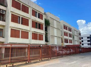 Apartamento de 2 quartos, Brasília · AP 69m QI 03