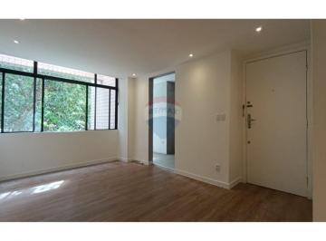 Apartamento · 60m² · 2 Quartos · Apartamento Reformado na Asa Norte: Conforto e Praticidade