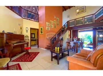 Casa · 540m² · 4 Quartos · 4 Vagas · Casa Codomínio Fechado - IPTU Individualizado - Escritura