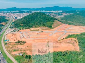 Foto 04 · Terreno à venda em Camboriú-SC, Várzea do Ranchinho: 60.000 m² de oportunidade imperdível!