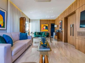 Apartamento · 272m² · 4 Quartos · 4 Vagas · Cobertura a venda na Vila Nova Conceição, com 272 m² sendo 4 suítes, closet e piscina privativa