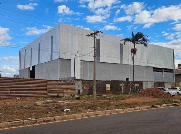 1000119745.jpg · Galpão para locação com 1680m², com área adminidtrativa, 29 vagas e bem estruturado, ótimo para sua 