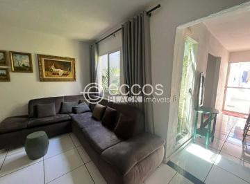 Casa · 100m² · 3 Quartos · 2 Vagas · Casa em condomínio à venda, 3 quartos, 1 suíte, 2 vagas, Aclimação - Uberlândia/MG