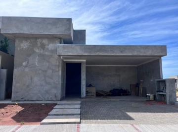 Casa · 184m² · 3 Quartos · 2 Vagas · Casa em Condomínio Fechado com 3 suítes Condomínio Villa de Leon 390 m² Três Lagoas / Ms