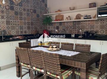 Casa · 150m² · 3 Quartos · 2 Vagas · Casa fora de condomínio para locação em Juquehy! Confira já!