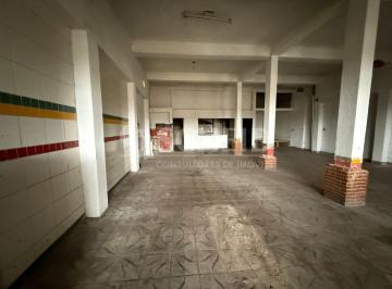 Comercial · 499m² · Locação de galpão