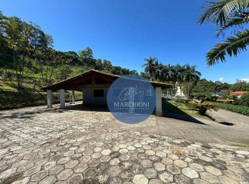 2ec2af6b775851325e4179533f650473923ad3d3 · Chácara em condomínio fechado, terreno com 3450m²!