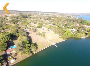 1eafe33c0b6ef22d021dc8b96a7b694f9482b180 · Terreno Beira Lago (ponta de picolé) em condomínio fechado no Lago Norte. Inf.: (61) 9.8300-2010.