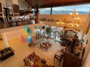 Casa · 300m² · 4 Quartos · 3 Vagas · Casa em Condomínio : Duplex / Residencial / São Francisco