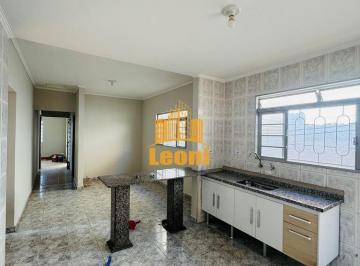 dz8yrkm2odexm2q5m2ixnzhm_md · Casa 3 quartos com sala de jantar/cozinha além de um grande terreno