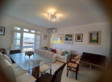 Apartamento · 136m² · 3 Quartos · 1 Vaga · Apartamento beira mar,  na Central de Atlântida!