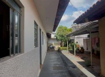 59d4e7ce9a5c4613e262c19427c2d694fa6bfd7b · Casa com 6 dormitórios à venda, 565 m² por R$ 830.000,00 - Setor Campinas - Goiânia/GO